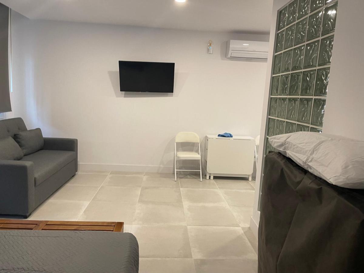 C6 Exclusiva Zona Madrid Appartement Buitenkant foto